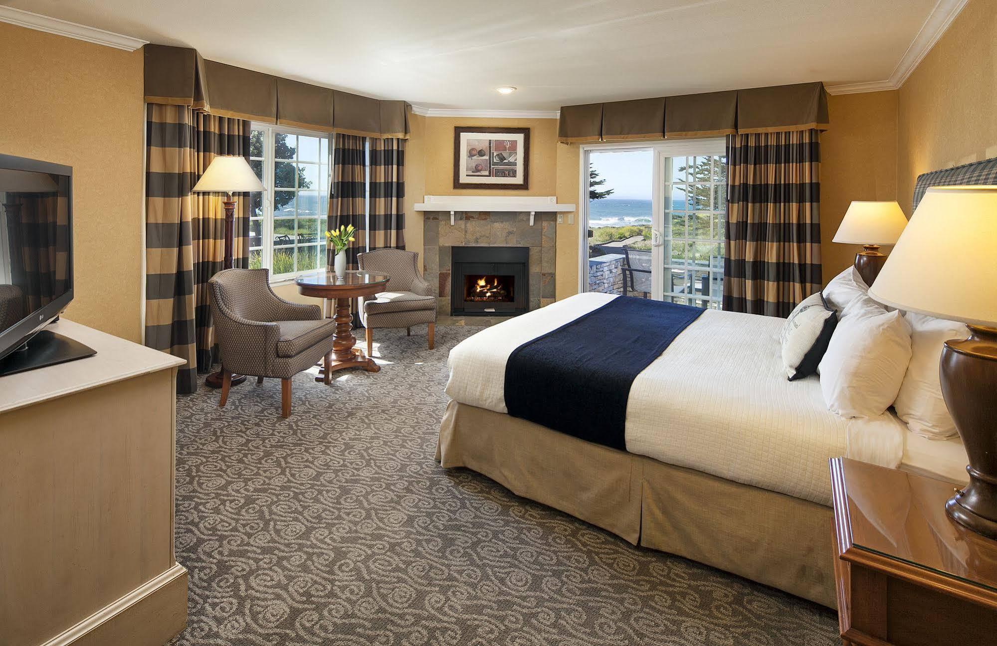 Fireside Inn On Moonstone Beach Cambria Exterior photo