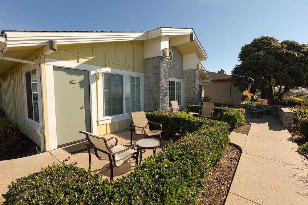 Fireside Inn On Moonstone Beach Cambria Exterior photo