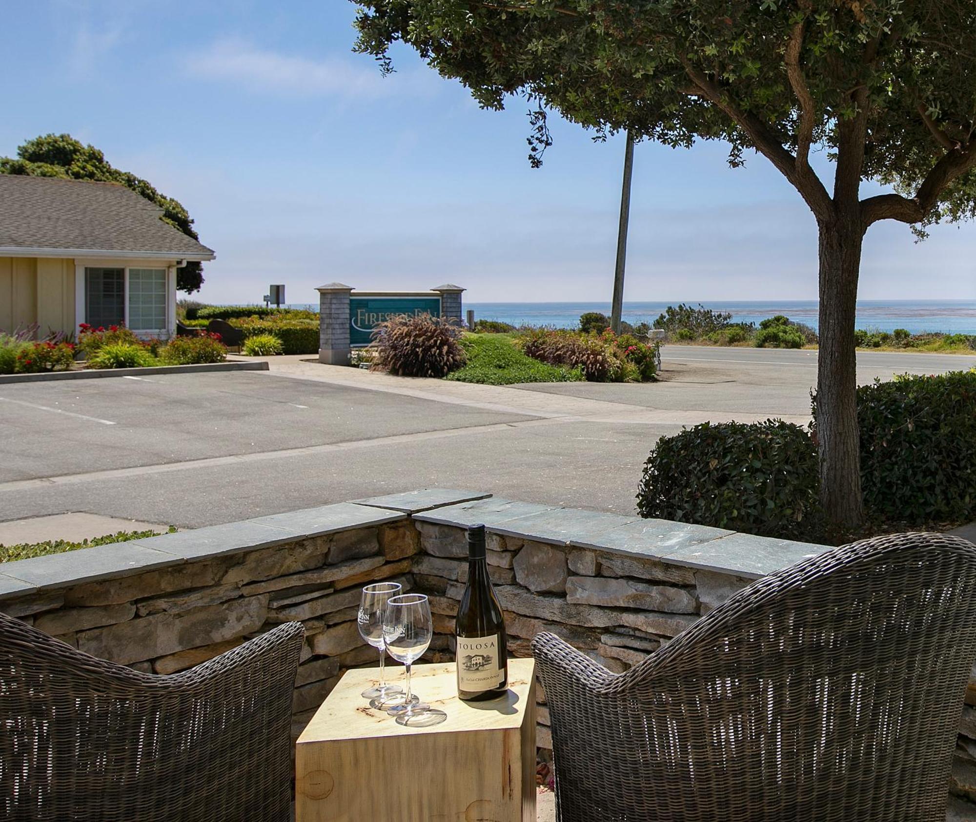 Fireside Inn On Moonstone Beach Cambria Exterior photo