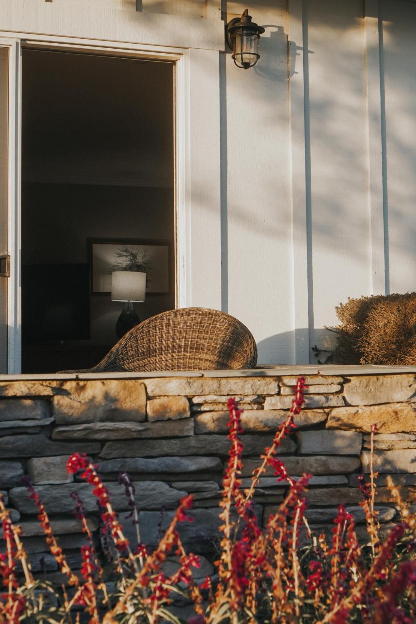 Fireside Inn On Moonstone Beach Cambria Exterior photo