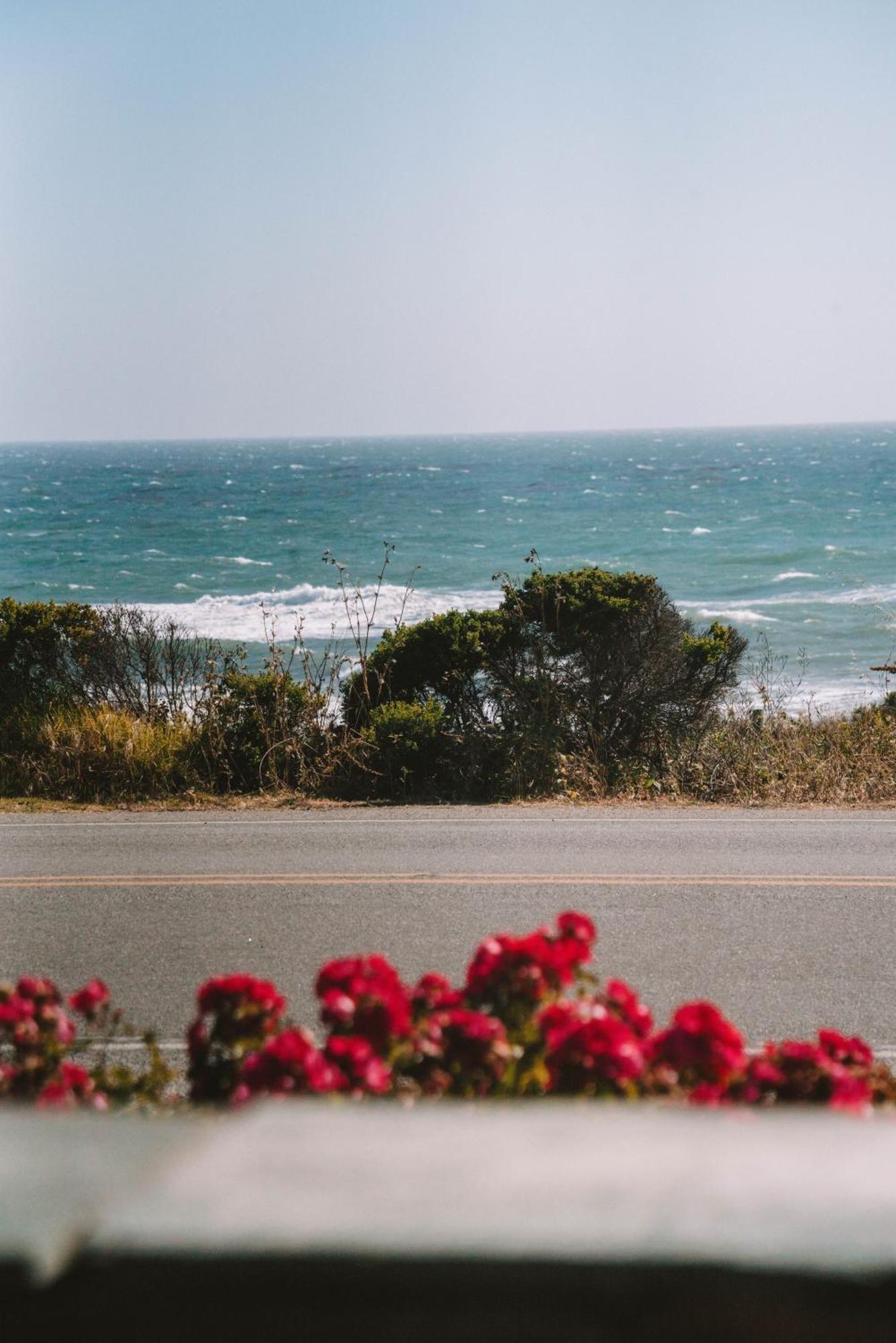 Fireside Inn On Moonstone Beach Cambria Exterior photo